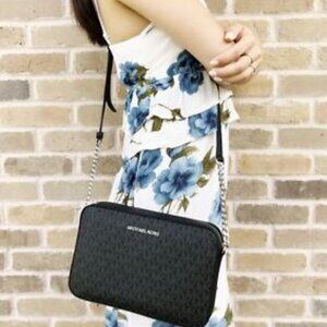 Michael Kors Jet Set Large East West Crossbody Black MK Signature .